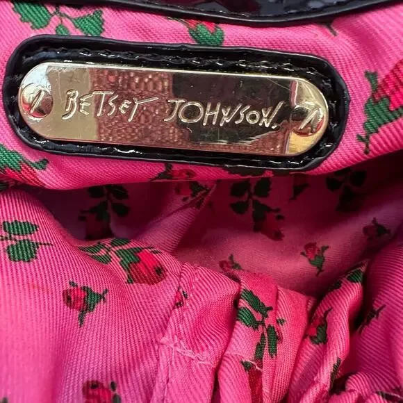 Vintage Y2K Betsey Johnson Black Patent Leather Quilted Handbag - Picture 6 of 8